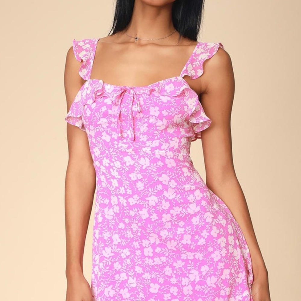 Lulu’s Livi Pink Floral Dress